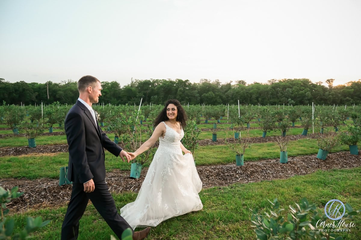 CornerHousePhotographyEverAfterFarmsBlueberryBarnDM0199 Ever